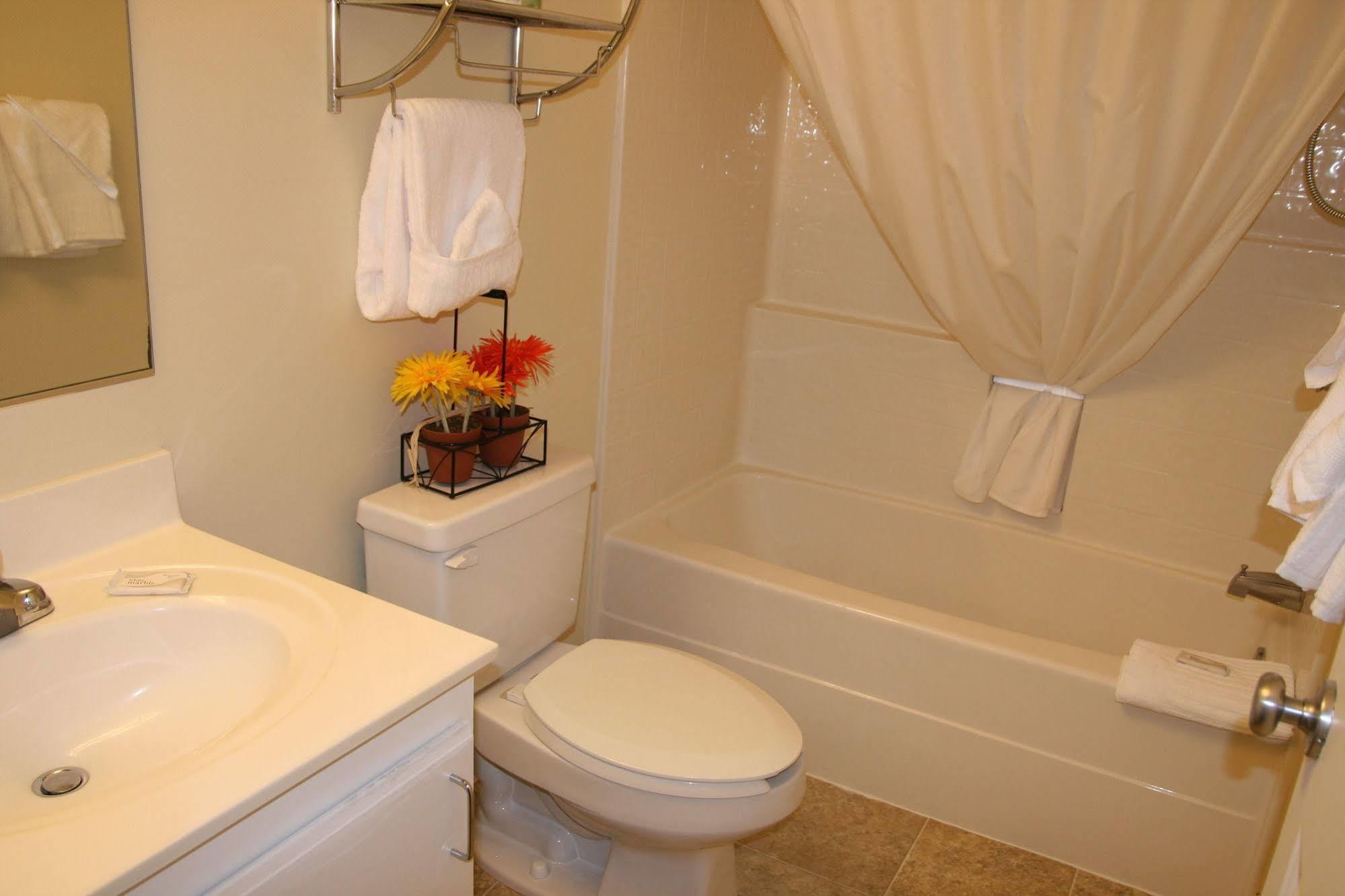 Affordable Suites Of America Fredericksburg Extérieur photo