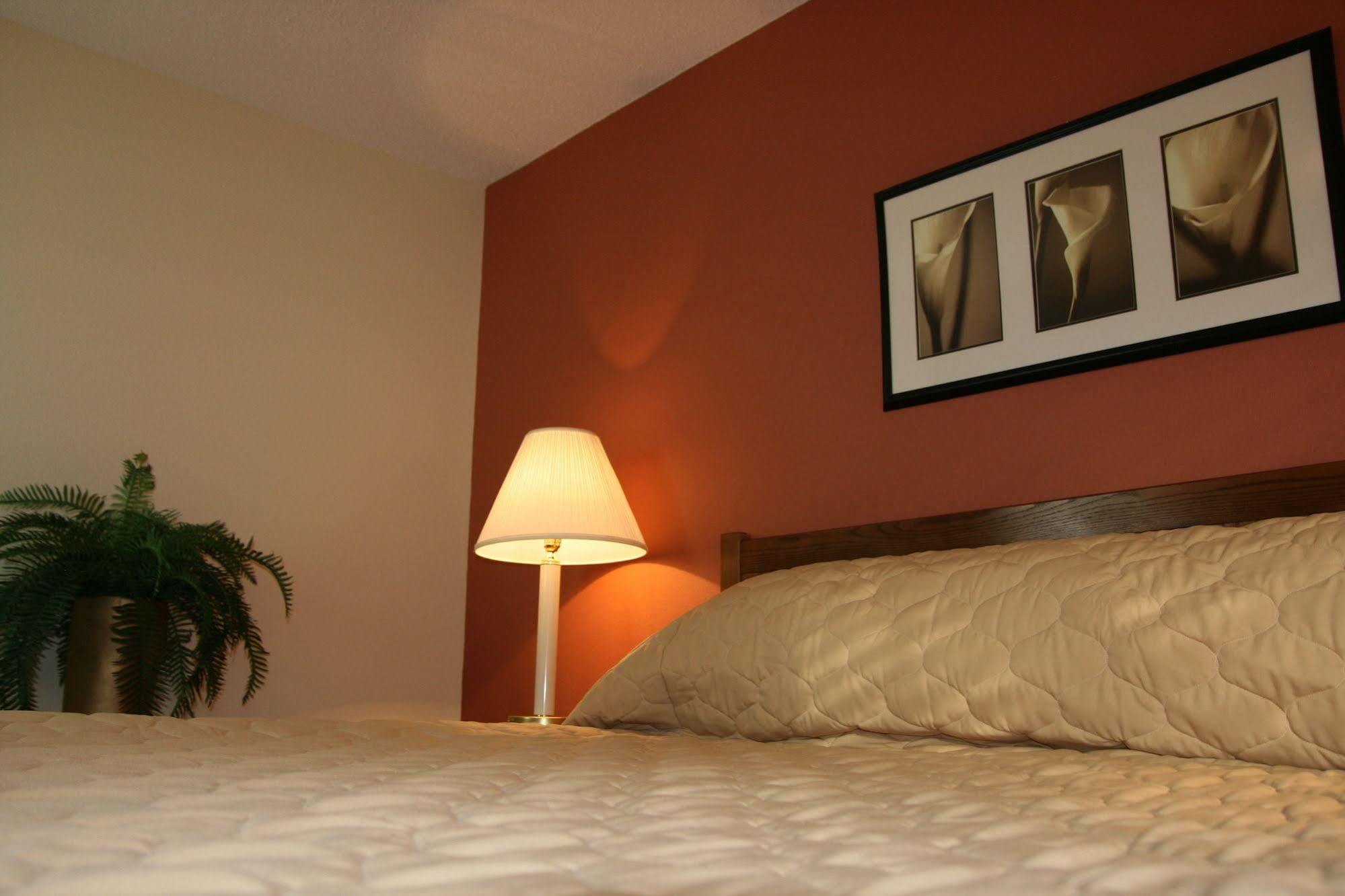 Affordable Suites Of America Fredericksburg Extérieur photo